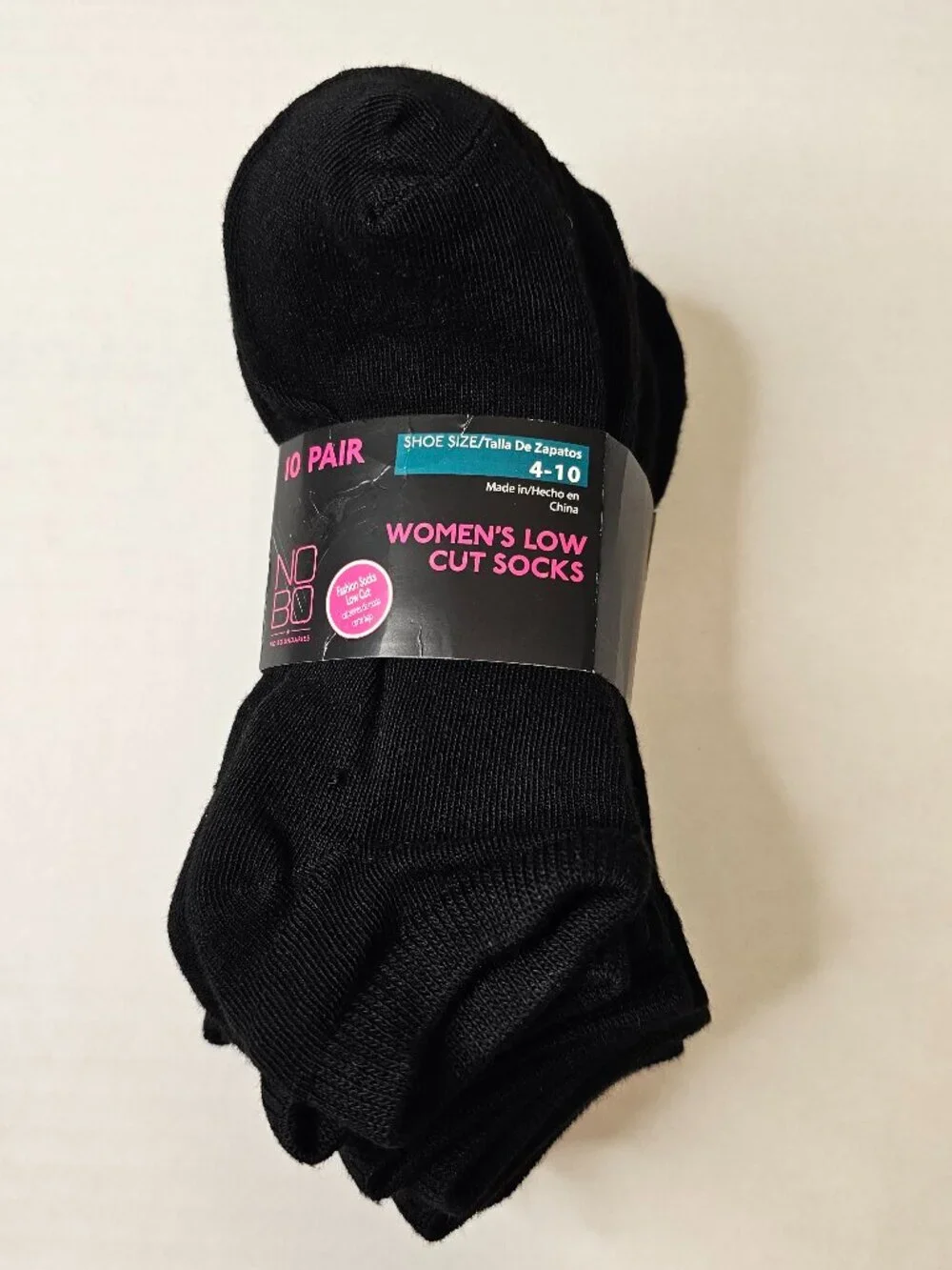 No boundaries, Women's size 4-10, black Low Cut Socks, NWOT